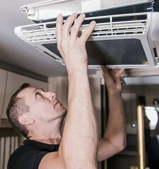  Professional Licensed And Insured Cleaners in East Chicago, IN